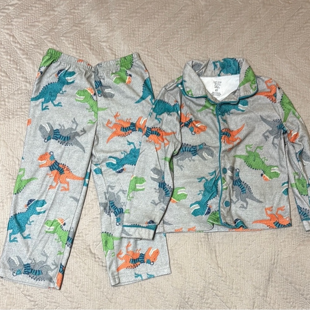 Bundle of 4T Pajama Sets (8 pieces) - Picture 2 of 11